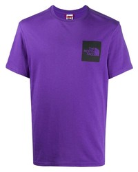 violettes bedrucktes T-Shirt mit einem Rundhalsausschnitt von The North Face