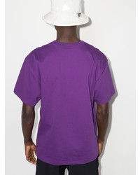 violettes besticktes T-Shirt mit einem Rundhalsausschnitt von The North Face