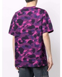 violettes Camouflage T-Shirt mit einem Rundhalsausschnitt von A Bathing Ape