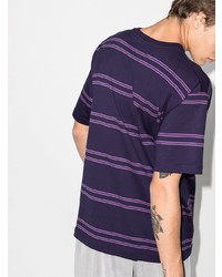 violettes horizontal gestreiftes T-Shirt mit einem Rundhalsausschnitt von WTAPS