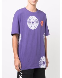 violettes Mit Batikmuster T-Shirt mit einem Rundhalsausschnitt von Prmtvo