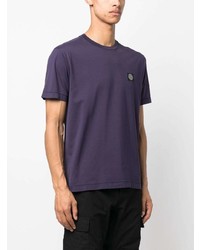 violettes T-Shirt mit einem Rundhalsausschnitt von Stone Island