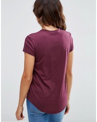 violettes T-Shirt mit einem Rundhalsausschnitt von Asos