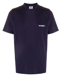 violettes T-Shirt mit einem Rundhalsausschnitt von Vetements
