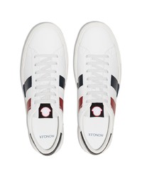 weiße bedruckte Leder niedrige Sneakers von Moncler