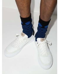 weiße bedruckte Leder niedrige Sneakers von LOCI