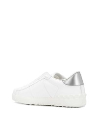 weiße bedruckte Leder niedrige Sneakers von Valentino Garavani