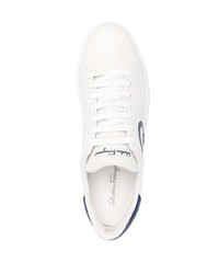 weiße bedruckte niedrige Sneakers von Salvatore Ferragamo