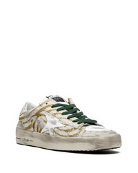 weiße bedruckte niedrige Sneakers von Golden Goose