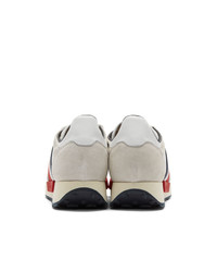 weiße bedruckte niedrige Sneakers von Moncler