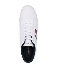 weiße bedruckte Segeltuch niedrige Sneakers von Tommy Hilfiger