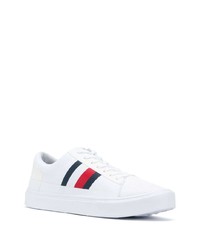 weiße bedruckte Segeltuch niedrige Sneakers von Tommy Hilfiger