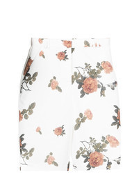 weiße Bermuda-Shorts mit Blumenmuster