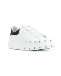 weiße beschlagene niedrige Sneakers von Alexander McQueen