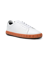 weiße beschlagene niedrige Sneakers von Emporio Armani