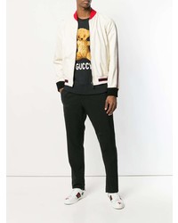 weiße Bomberjacke von Gucci