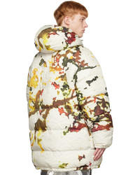 weiße Camouflage Daunenjacke von Dries Van Noten