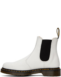 weiße Chelsea Boots aus Leder von Dr. Martens