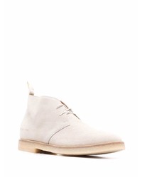 weiße Chukka-Stiefel aus Wildleder von Common Projects