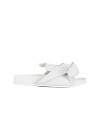 weiße flache Sandalen aus Leder von N°21