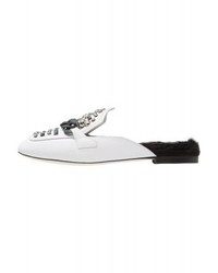 weiße flache Sandalen von Jeffrey Campbell