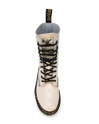 weiße flache Stiefel mit einer Schnürung aus Leder von Marc Jacobs