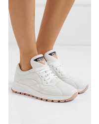 weiße gesteppte Leder niedrige Sneakers von Prada