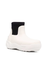 weiße Gummi Chelsea Boots von Ambush