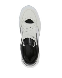 weiße hohe Sneakers aus Leder von Alexander McQueen