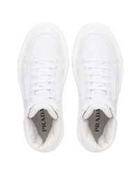 weiße hohe Sneakers aus Leder von Prada