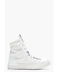 weiße hohe Sneakers aus Segeltuch von Cinzia Araia