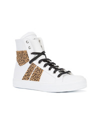 weiße hohe Sneakers mit Leopardenmuster von Amiri