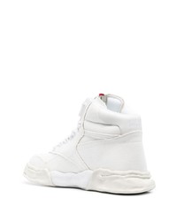 weiße hohe Sneakers von Maison Mihara Yasuhiro