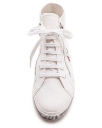 weiße hohe Sneakers von Superga