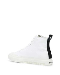 weiße hohe Sneakers von Diesel