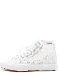 weiße hohe Sneakers von Superga