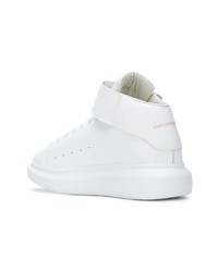 weiße hohe Sneakers von Alexander McQueen