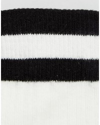 weiße horizontal gestreifte Socken von Monki