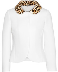 weiße Jacke mit Leopardenmuster