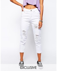 weiße Jeans mit Destroyed-Effekten von Asos