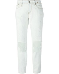 weiße Jeans mit Destroyed-Effekten von R 13