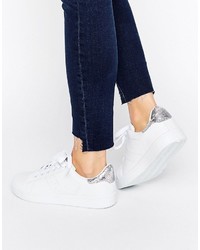 weiße Jeans Turnschuhe