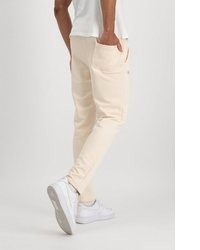 weiße Jogginghose von Alpha Industries