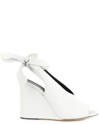 weiße Keilpumps aus Leder von Derek Lam