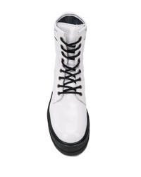 weiße klobige flache Stiefel mit einer Schnürung aus Leder von Tommy Jeans