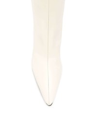 weiße kniehohe Stiefel aus Leder von Magda Butrym