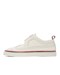 weiße Leder Brogues von Thom Browne