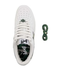 weiße Leder niedrige Sneakers mit Sternenmuster von BAPE BLACK *A BATHING APE®