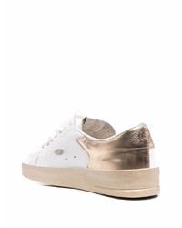 weiße Leder niedrige Sneakers mit Sternenmuster von Golden Goose