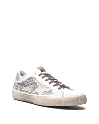 weiße Leder niedrige Sneakers mit Sternenmuster von Golden Goose